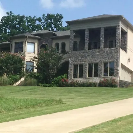 The Big House On Pleasant Valley Farm